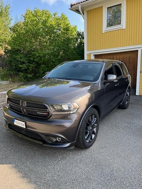 Grå Begagnad 2015 Dodge Durango SUV | 280 000 kr - Bild 1/4