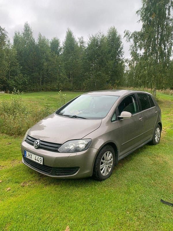 Svart Begagnad 2011 VW Golf VI Kombi | 55 000 kr - Bild 1/4
