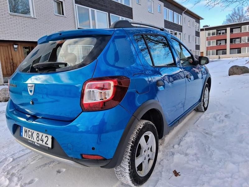 Begagnad Dacia Sandero Stepway 90 HK (66 kW) 2015