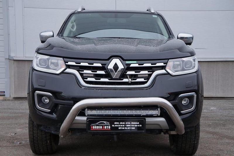 Begagnad Renault Alaskan 190 HK (139 kW) 2018 Svart Pickup