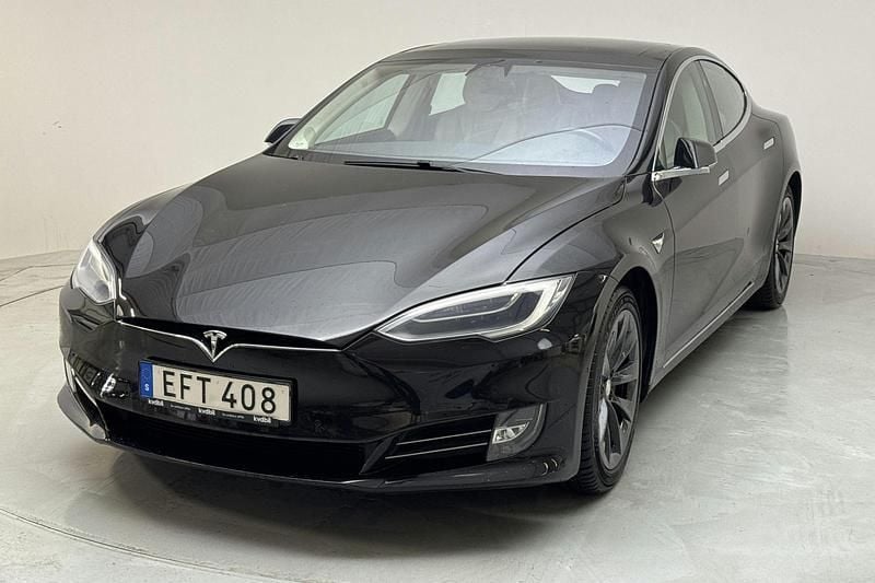 Svart Begagnad 2018 Tesla Model S Sedan | 280 000 kr (Superpris) - Bild 1/4