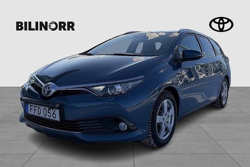 Begagnad Toyota Auris Touring Sports 137 HK (100 kW) 2016 Blå Kombi