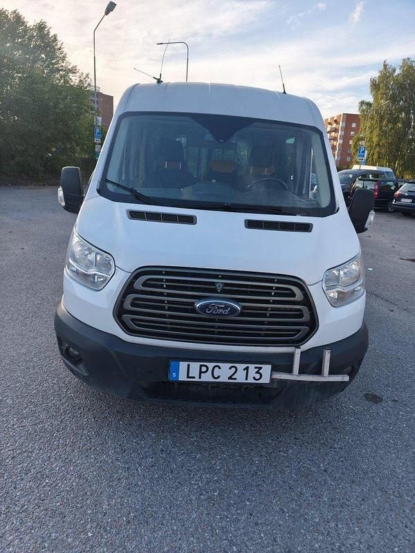 Vit Begagnad 2017 Ford Transit Kombi | 85 000 kr (Superpris) - Bild 1/4