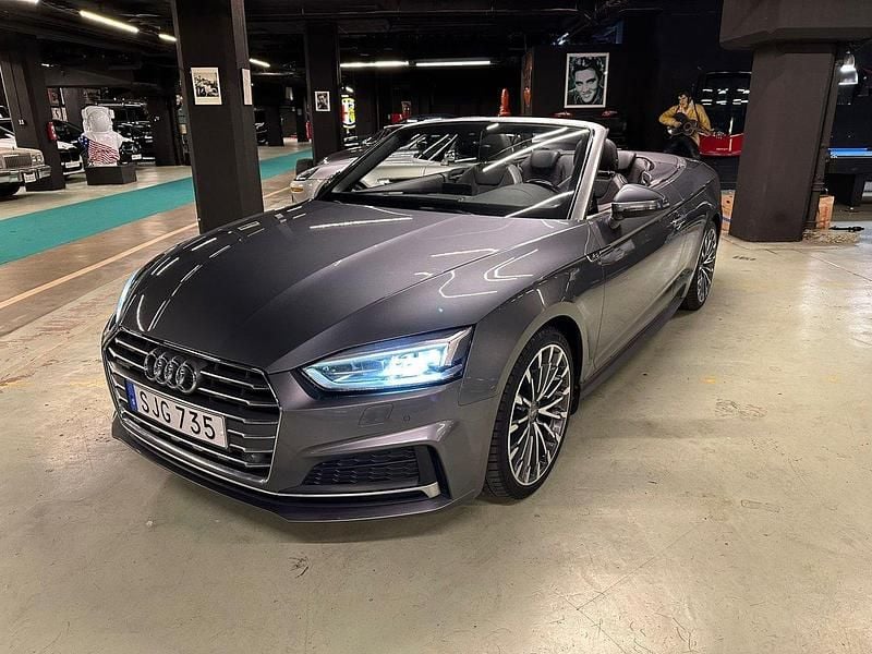 Grå Begagnad 2017 Audi A5 Cabriolet Design Cab | 319 000 kr (Marknadspris) - Bild 1/4