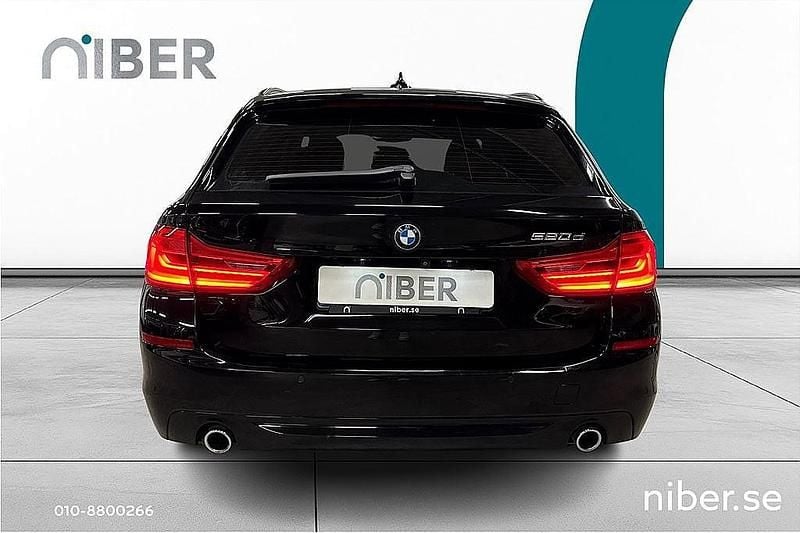 Begagnad BMW 520 M Sport 190 HK (139 kW) 2017 Svart Kombi