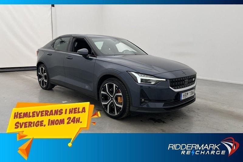 Mörkblå Begagnad 2020 Polestar 2 Performance Sedan | 349 900 kr (Marknadspris) - Bild 1/3