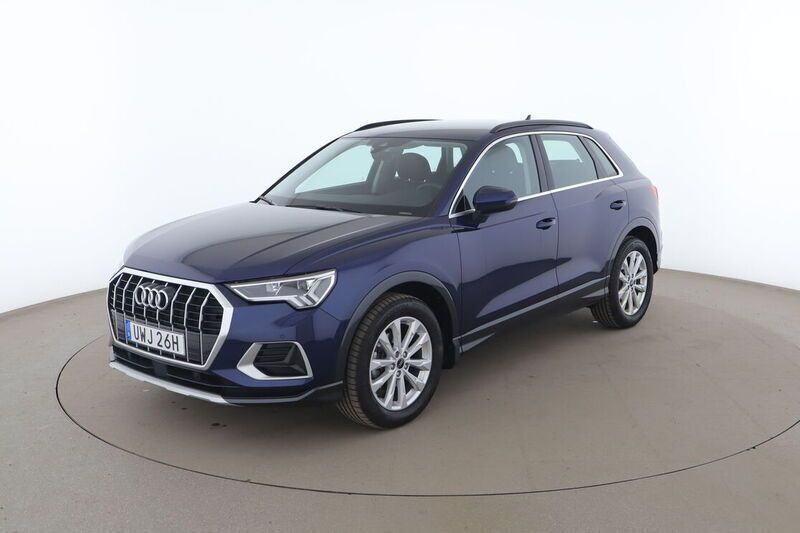 Blå Begagnad 2024 Audi Q3 Advanced Plus SUV | 371 000 kr (Marknadspris) - Bild 1/4