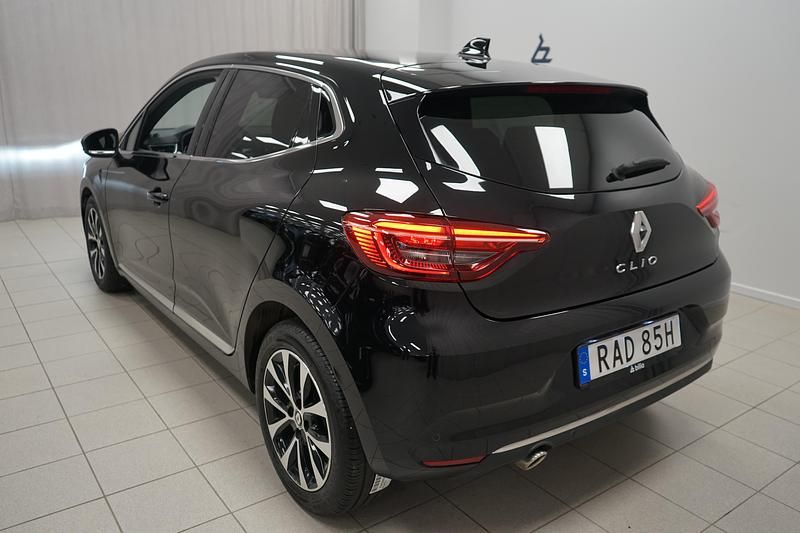 Begagnad Renault Clio V Techno 91 HK (66 kW) 2022 Svart Halvkombi