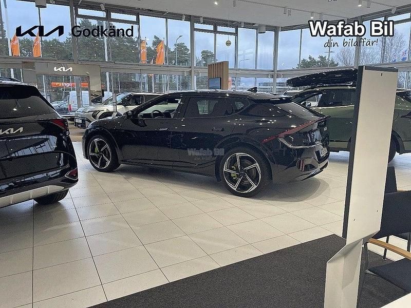 Begagnad Kia EV6 478 kW (650 HK) 2023 Svart SUV