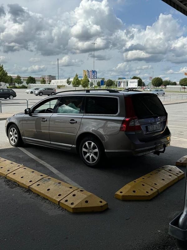 Begagnad Volvo V70 163 HK (119 kW) 2011 Kombi