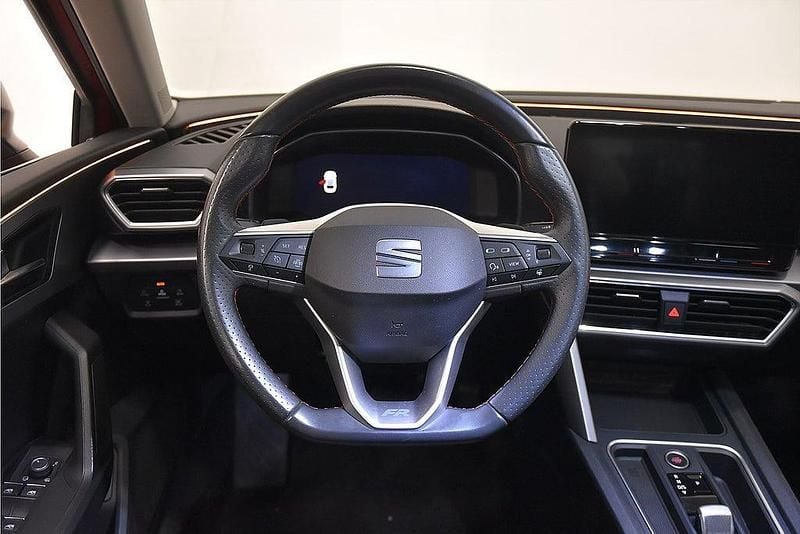 Begagnad Seat Leon FR 150 HK (110 kW) 2021 Röd Kombi