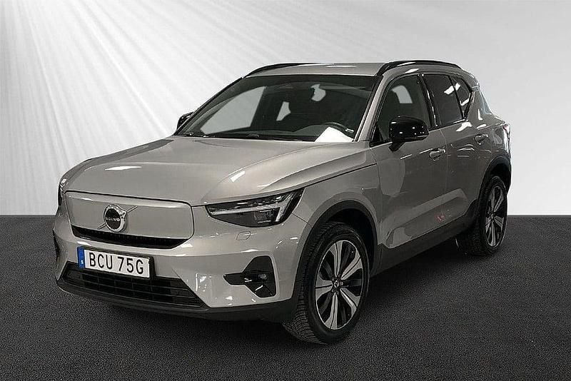 Begagnad Volvo XC40 Plus 169 kW (231 HK) 2022 Silver SUV