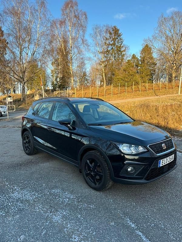 Begagnad 2020 Seat Arona SUV | 139 000 kr (Marknadspris) - Bild 1/4
