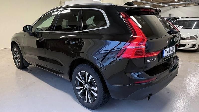 Begagnad Volvo XC60 Momentum 190 HK (139 kW) 2018 Svart SUV