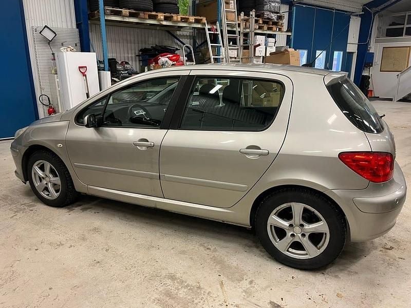 Begagnad Peugeot 307 140 HK (102 kW) 2006