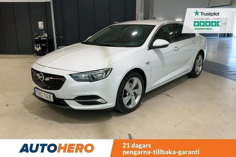 Vit Begagnad 2017 Opel Insignia Sport Halvkombi | 146 000 kr (Marknadspris) - Bild 1/4