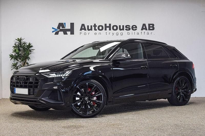 Svart Begagnad 2023 Audi SQ8 Competition SUV | 1 049 000 kr - Bild 1/4