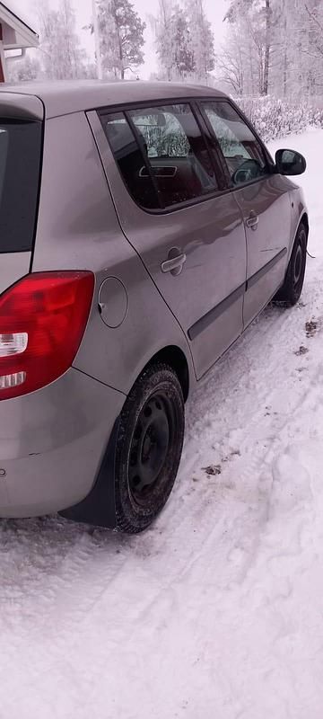 Begagnad Skoda Fabia 69 HK (50 kW) 2007 Halvkombi
