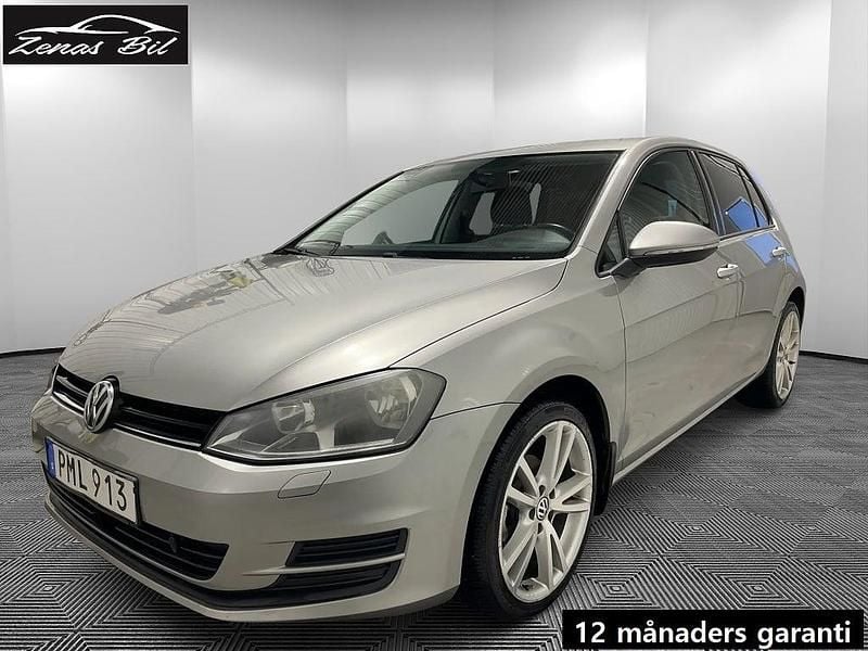 Silver Begagnad 2014 VW Golf VII Halvkombi | 84 900 kr (Marknadspris) - Bild 1/4