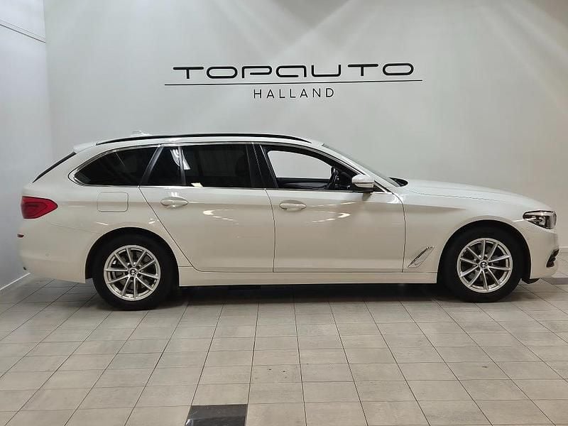 Begagnad BMW 520 190 HK (139 kW) 2017 Vit Kombi