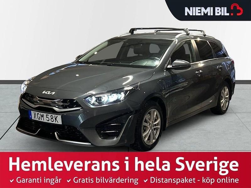 Grå Begagnad 2022 Kia Ceed Sportswagon Advance Kombi | 249 900 kr (Marknadspris) - Bild 1/3
