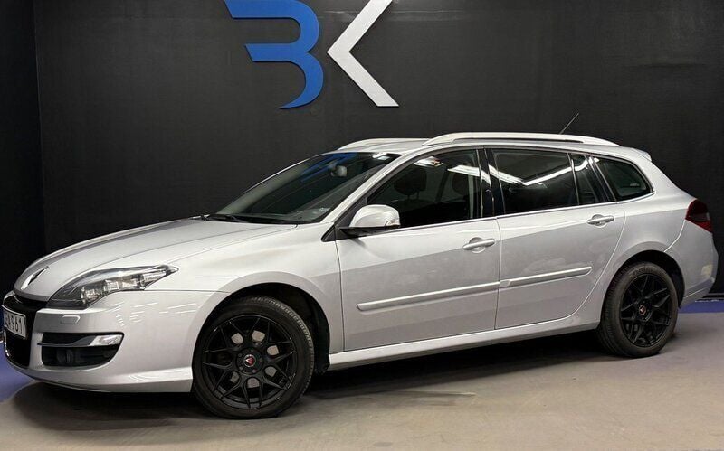 Silver Begagnad 2014 Renault Laguna GrandTour Kombi | 89 900 kr (Lite dyr) - Bild 1/4