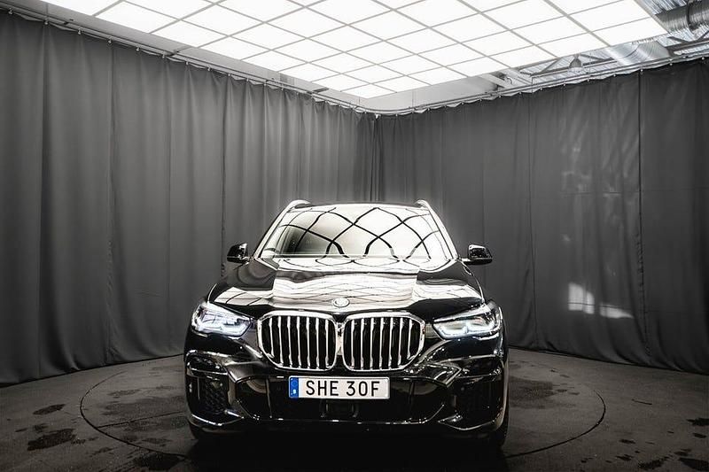 Begagnad BMW X5 M Sport 394 HK (289 kW) 2023 Svart SUV