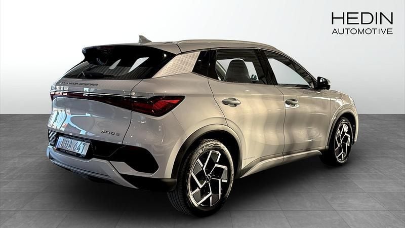 Begagnad BYD Atto 3 Design 150 kW (204 HK) 2022 Vit SUV