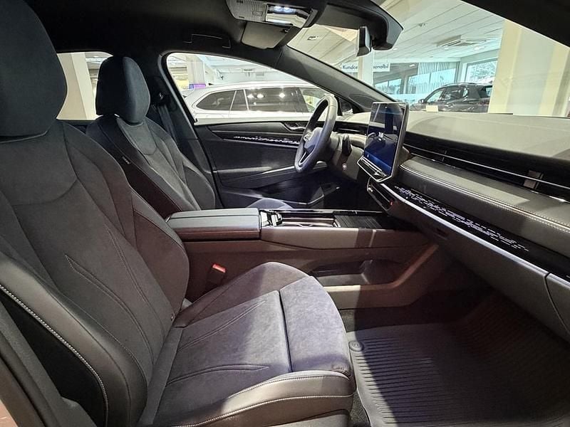 Ny VW ID.7 Pro 210 kW (286 HK) 2026 Vit