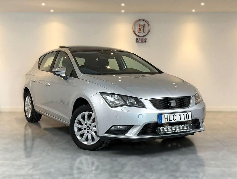 Silver Begagnad 2013 Seat Leon Halvkombi | 69 900 kr (Lite dyr) - Bild 1/4