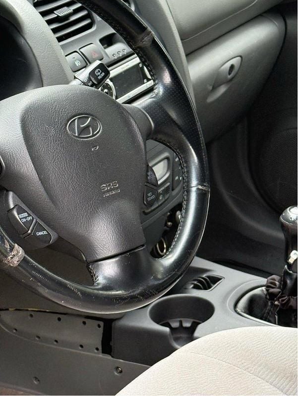 Begagnad 2005 Hyundai Santa Fe SUV | 15 000 kr (Marknadspris) - Bild 1/4