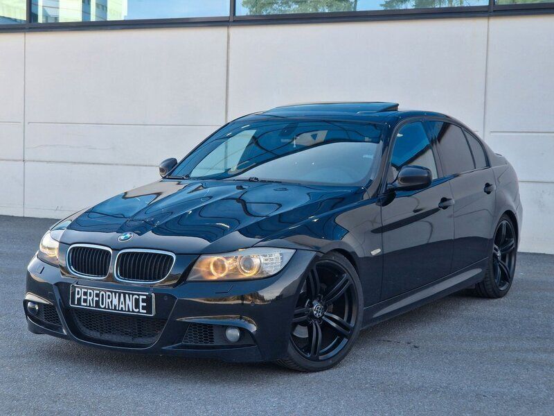 Begagnad 2009 BMW 325 M Sport Sedan | 109 900 kr (Marknadspris) - Bild 1/4