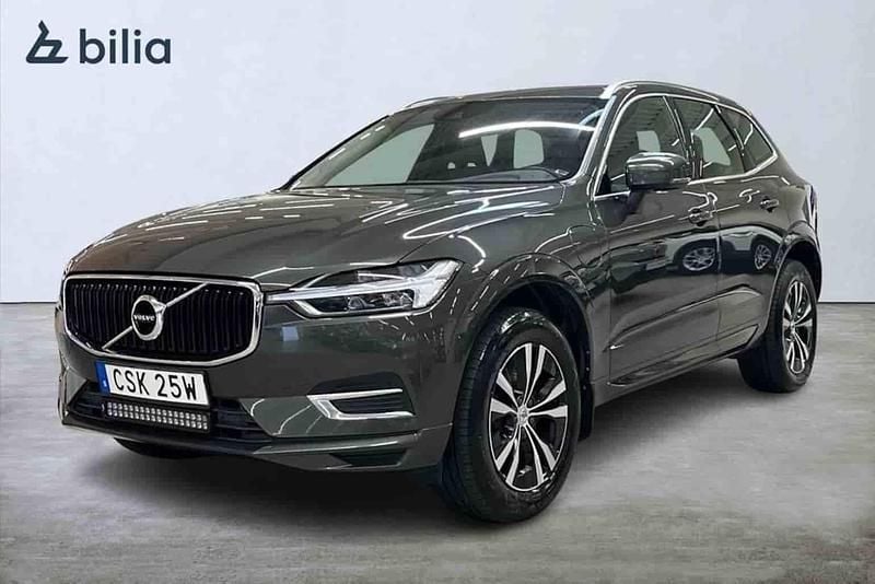 Grå Begagnad 2019 Volvo XC60 Momentum SUV | 309 900 kr (Superpris) - Bild 1/4