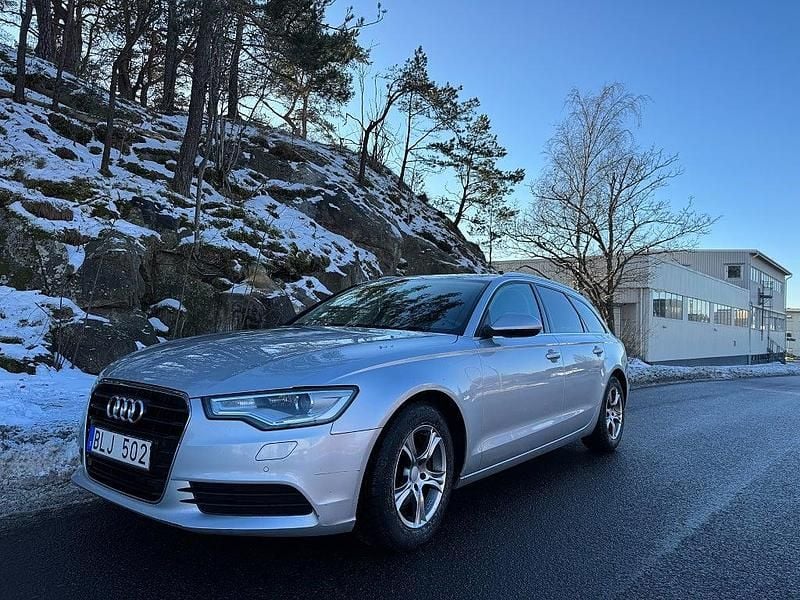 Begagnad Audi A6 Proline 177 HK (130 kW) 2013 Silver Kombi