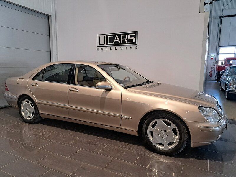 Ljusbrun Begagnad 2001 Mercedes S600L Sedan | 499 800 kr - Bild 1/4