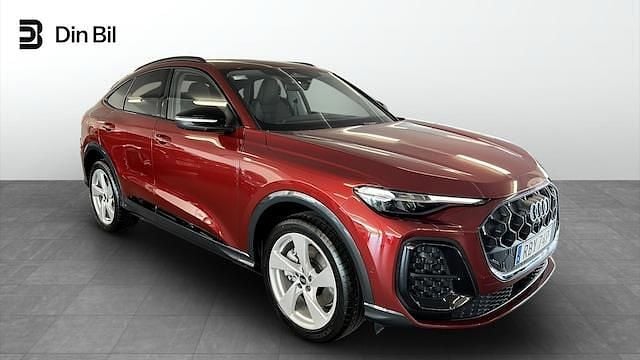 Ny Audi Q5 Sportback Design 204 HK (150 kW) 2025 Grenadinröd metallic SUV