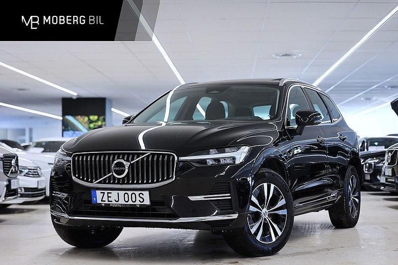 Svart Begagnad 2022 Volvo XC60 Core SUV | 409 900 kr (Marknadspris) - Bild 1/3