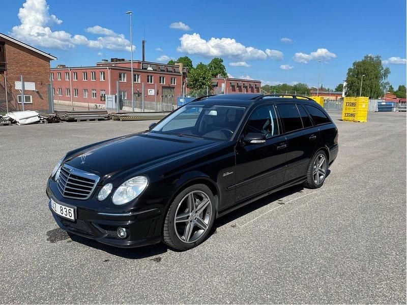 Svart Begagnad 2007 Mercedes E63 AMG AMG Kombi | 305 000 kr - Bild 1/4