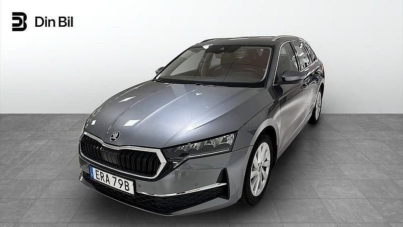 Grå Begagnad 2025 Skoda Octavia Selection Kombi | 299 900 kr (Bra pris) - Bild 1/4