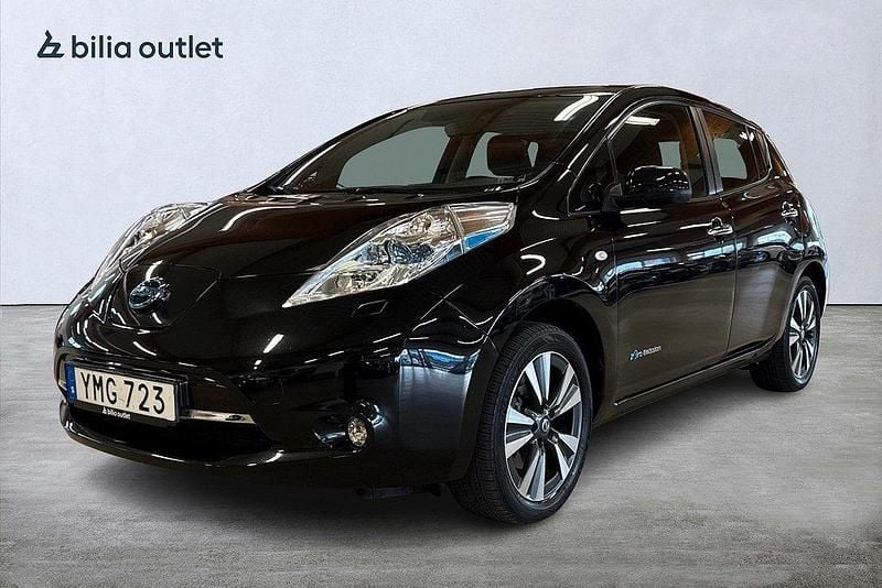 Svart Begagnad 2017 Nissan Leaf 360º Halvkombi | 89 900 kr (Marknadspris) - Bild 1/3