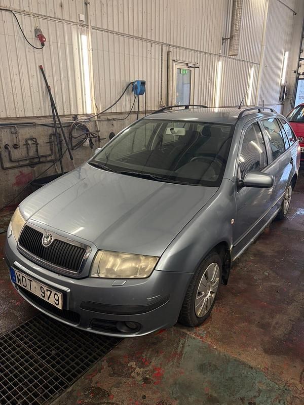Begagnad 2005 Skoda Fabia Kombi | 12 500 kr (Bra pris) - Bild 1/4