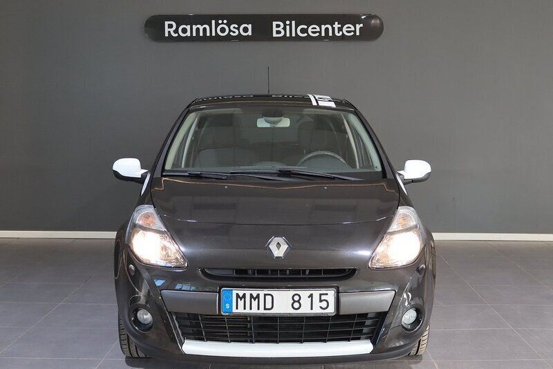 Begagnad Renault Clio R.S. 101 HK (74 kW) 2010 Svart Halvkombi