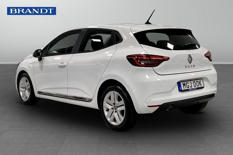 Begagnad Renault Clio V Zen 91 HK (66 kW) 2023 Vit Halvkombi
