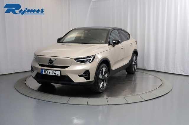 Ljusbrun Ny 2024 Volvo EC40 Plus SUV | 579 900 kr (Marknadspris) - Bild 1/4