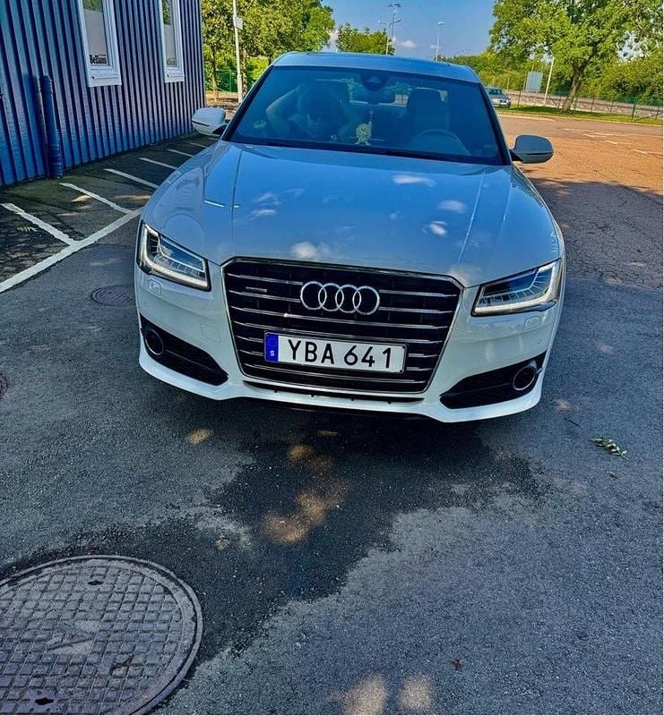 Vit Begagnad 2016 Audi A8 Sedan | 269 000 kr - Bild 1/4