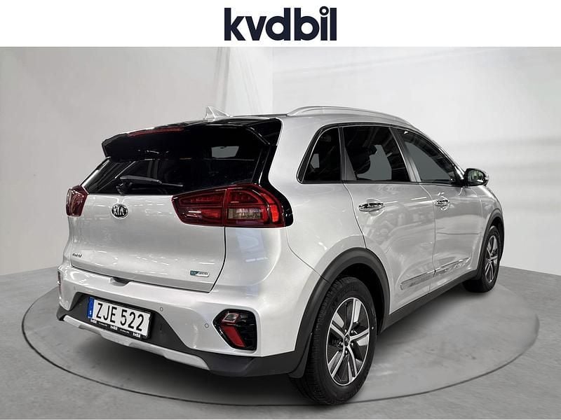 Begagnad Kia Niro 2021 Grå SUV