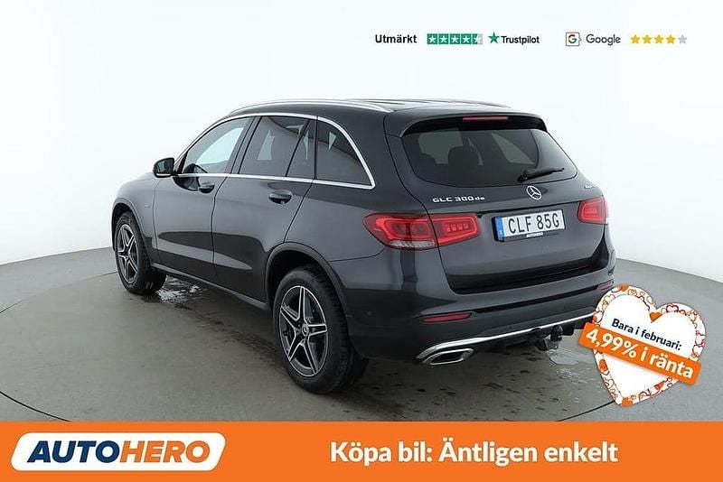 Begagnad Mercedes GLC300e AMG line 310 HK (228 kW) 2021 Grå SUV