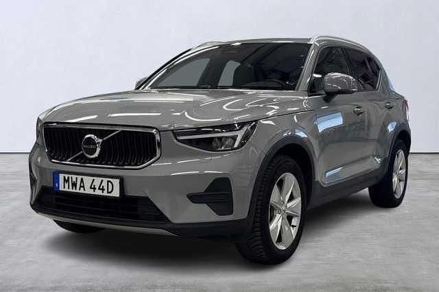Begagnad 2024 Volvo XC40 SUV | 349 900 kr (Marknadspris) - Bild 1/4