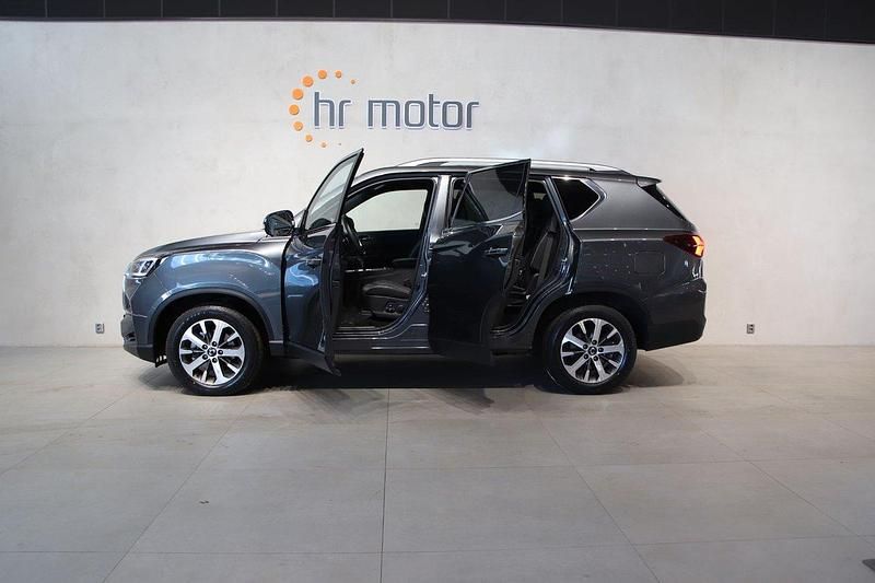 Begagnad Ssangyong (KGM) Rexton 203 HK (149 kW) 2024 Grå SUV