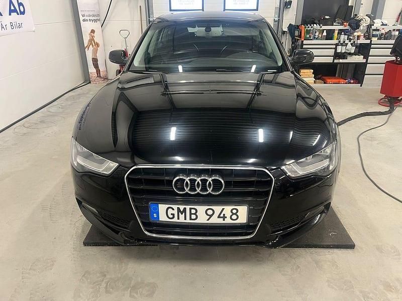 Begagnad Audi A5 Sportback Comfort 170 HK (125 kW) 2012 Svart Halvkombi